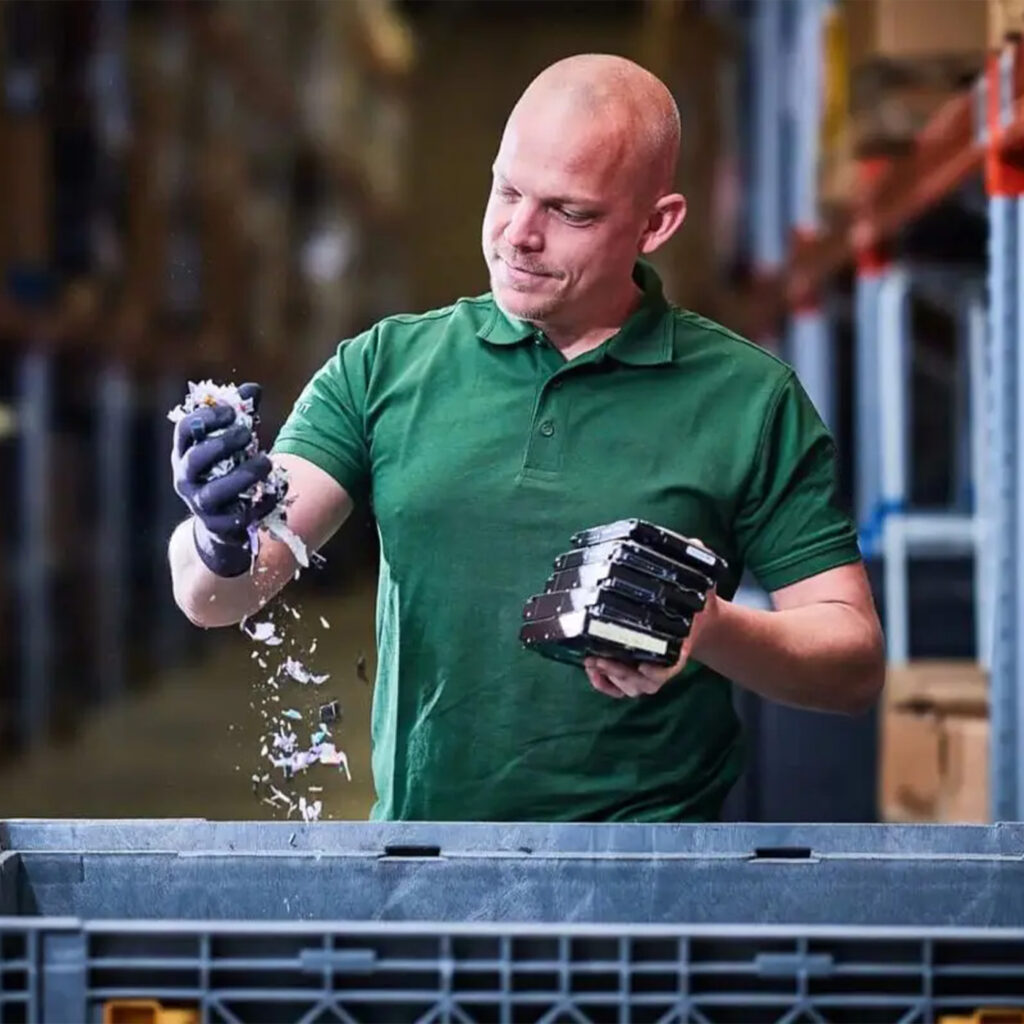 Circuit boards collection for metal value payout